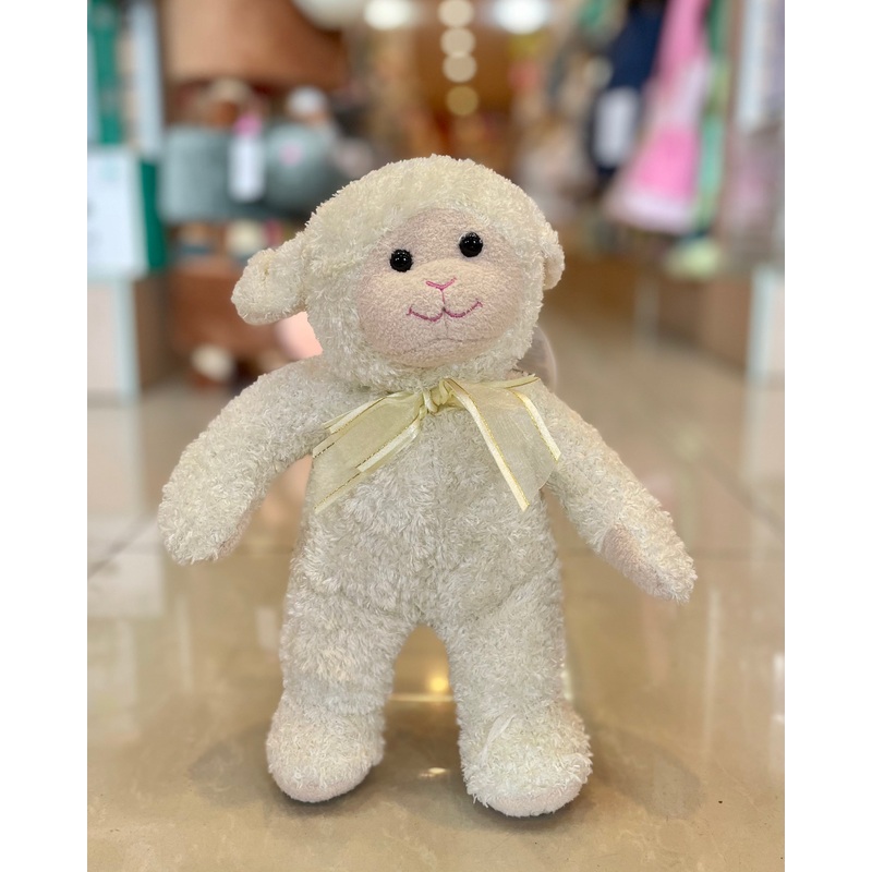 Jesus Loves Me Lamb MD7421