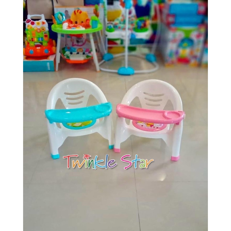 Squeaky bottom Chair with removable  Tray FTS29162