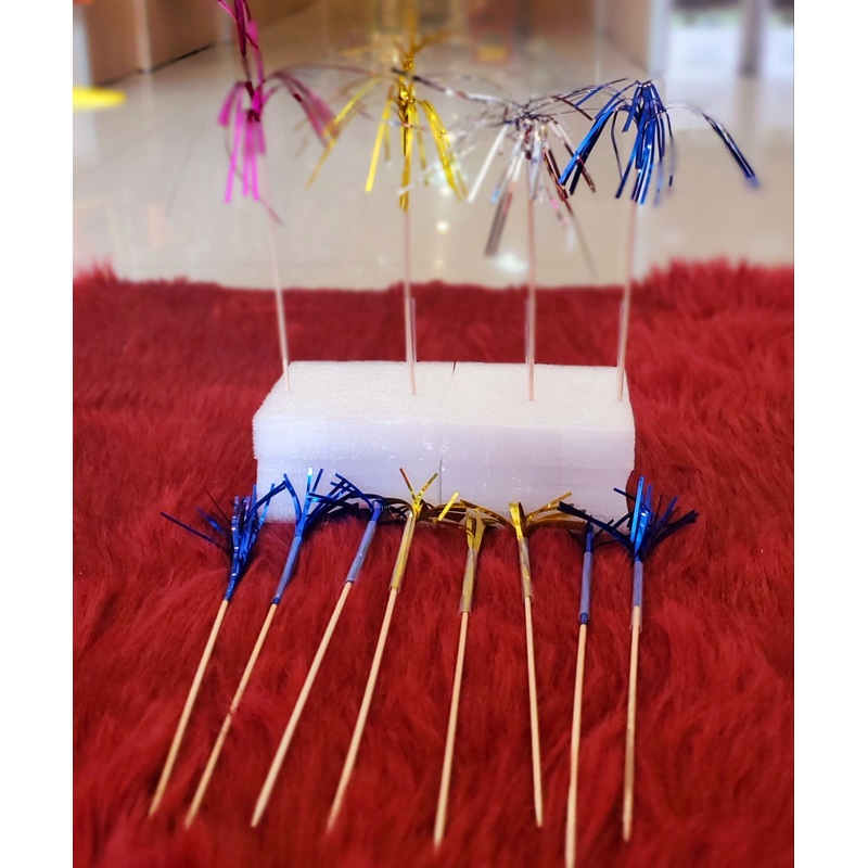 Party Picks w/Tinsel 12pk FTS19743