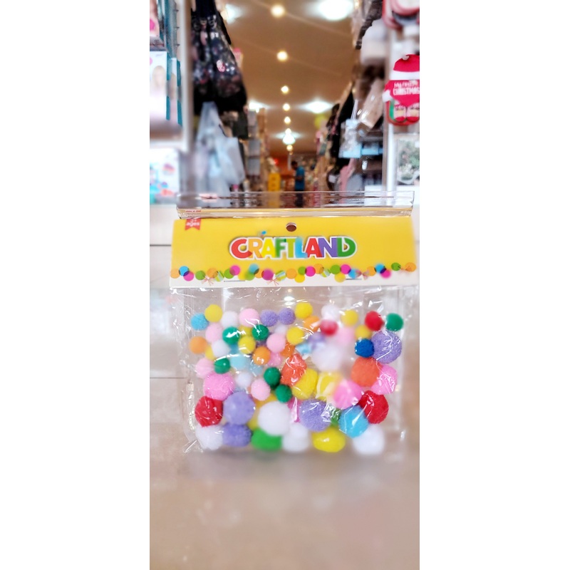 Craft Furr Balls Asst Sizes fts23602