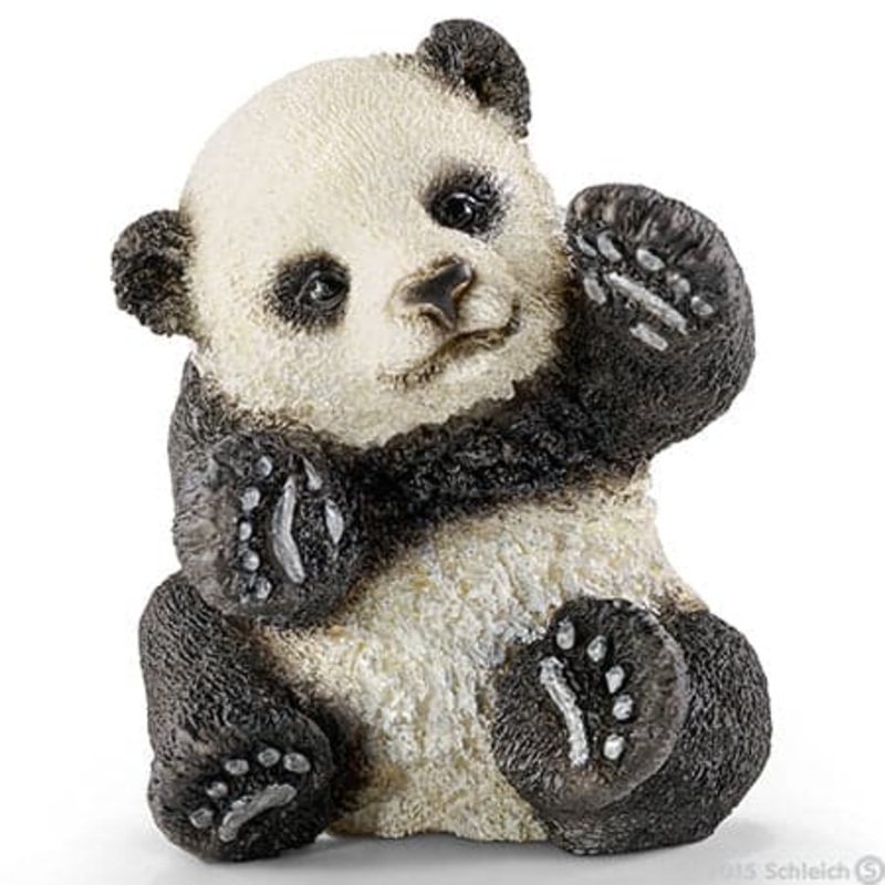 Panda Cub, Playing