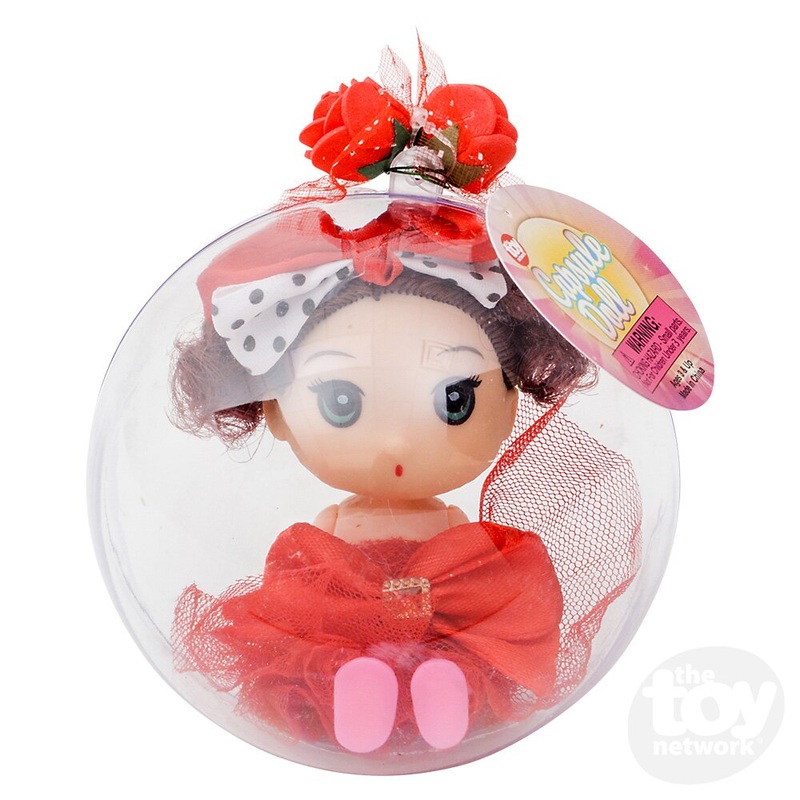 4 Doll In Capsule