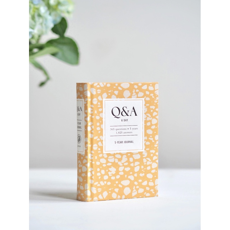 Q&A a Day |  A 5 Year Journal
