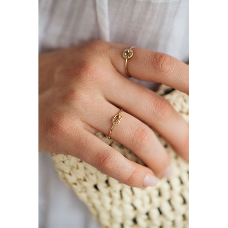 Love Me Knot Ring | 10K Gold