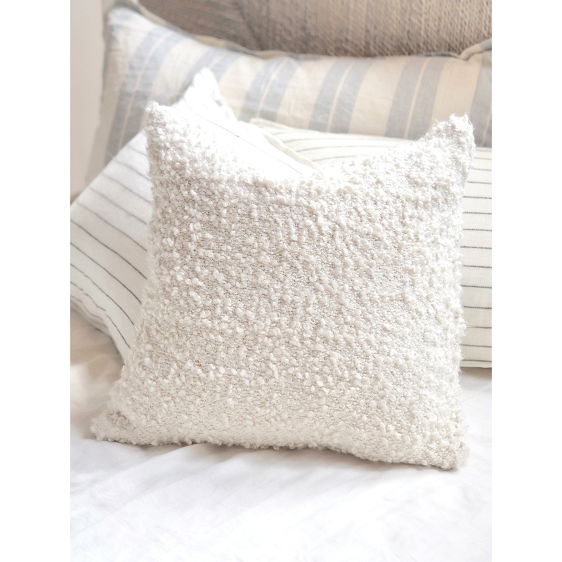 Murphy Pillow | 20×20
