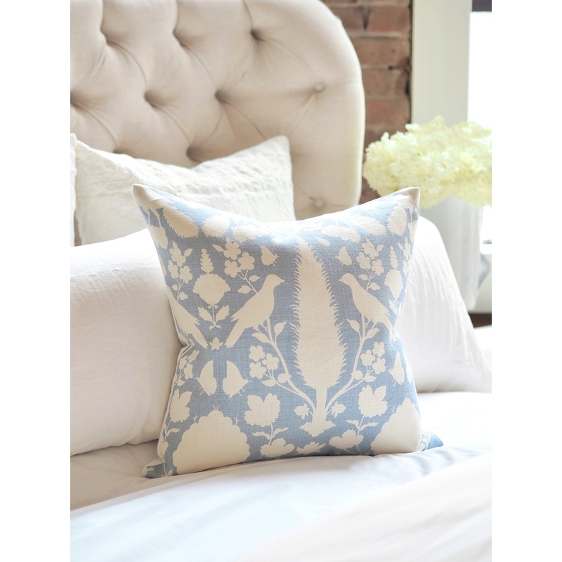 Ceri Blue Pillow | 22×22