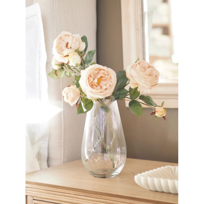 Alexis Vase