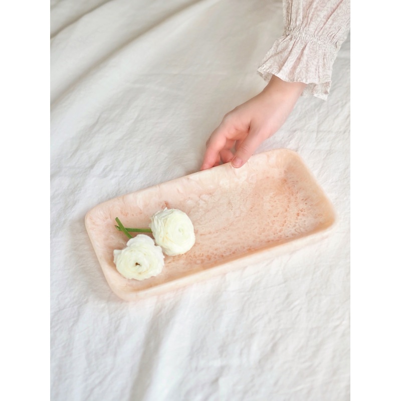 Ariana Pink Resin Tray