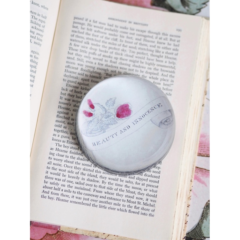 Beauty & Innocence Dome Paperweight