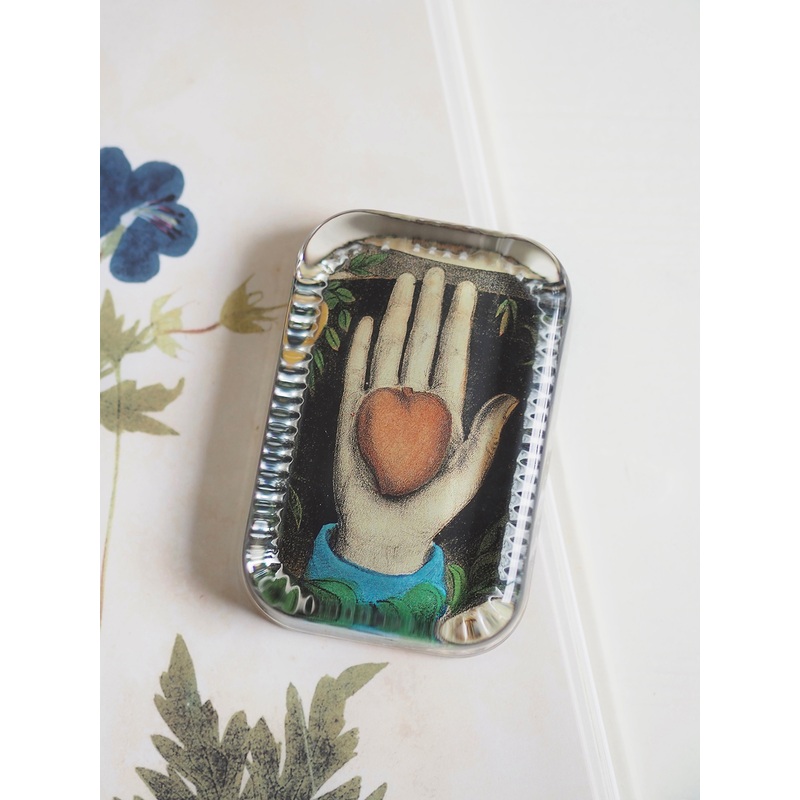 Heart in Hand Dotted Edge Paperweight
