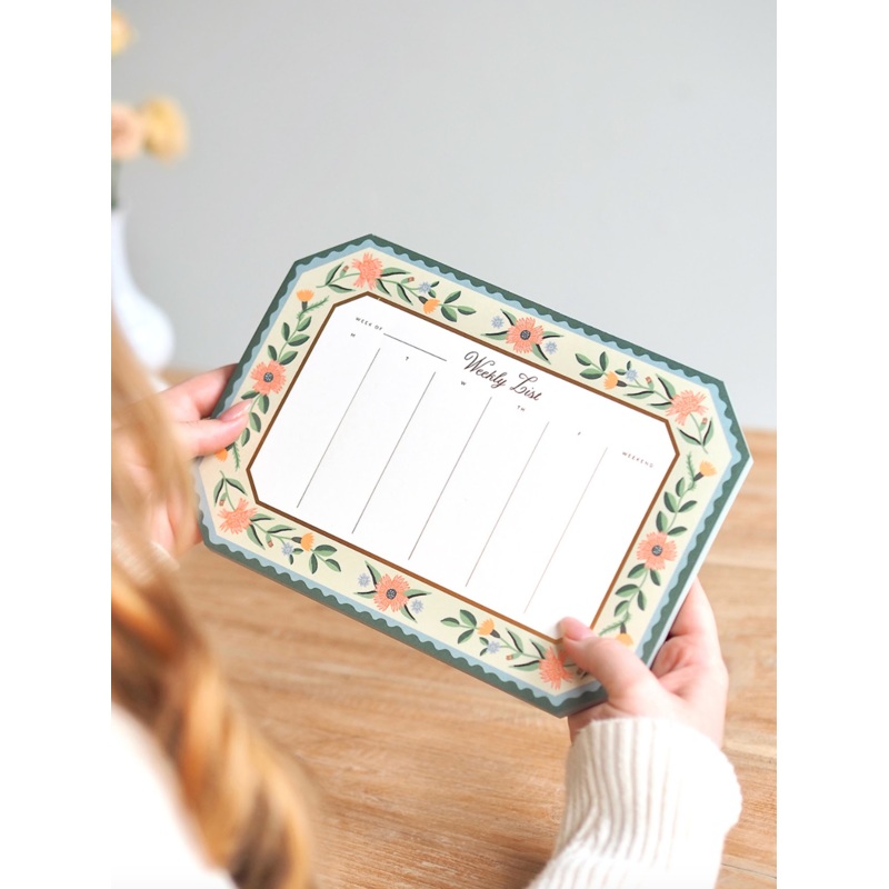 Aster Weekly Desk Pad