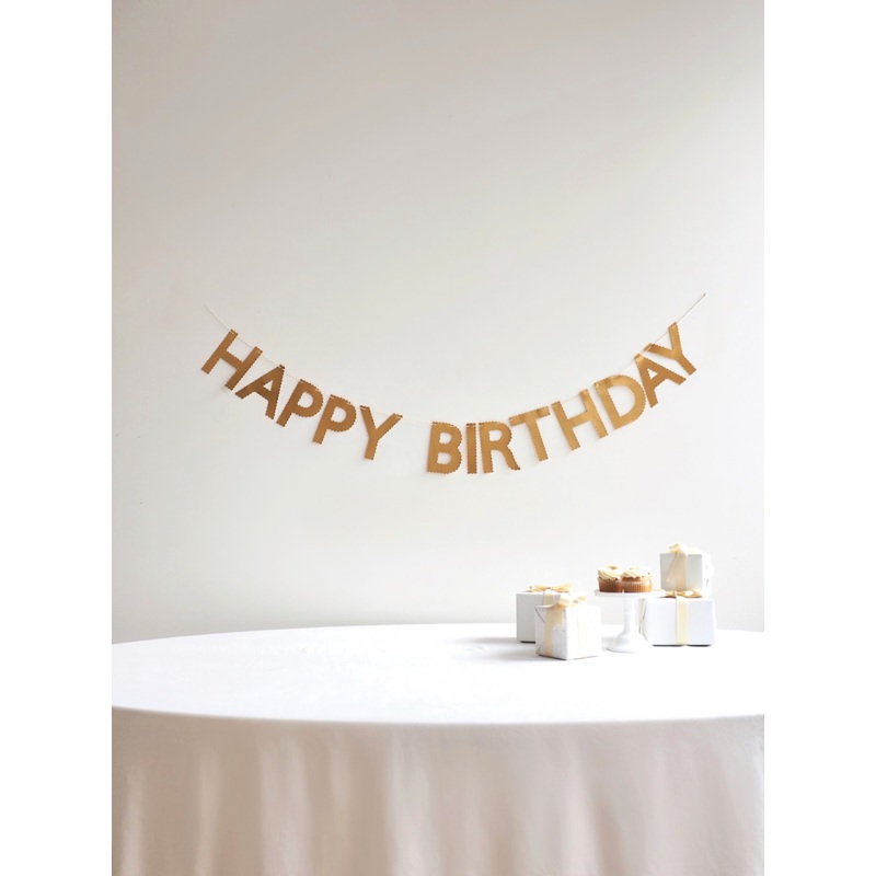 Gold Scallop Happy Birthday Garland