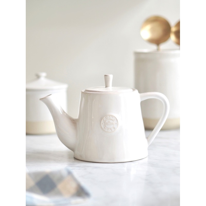 Nyla Teapot