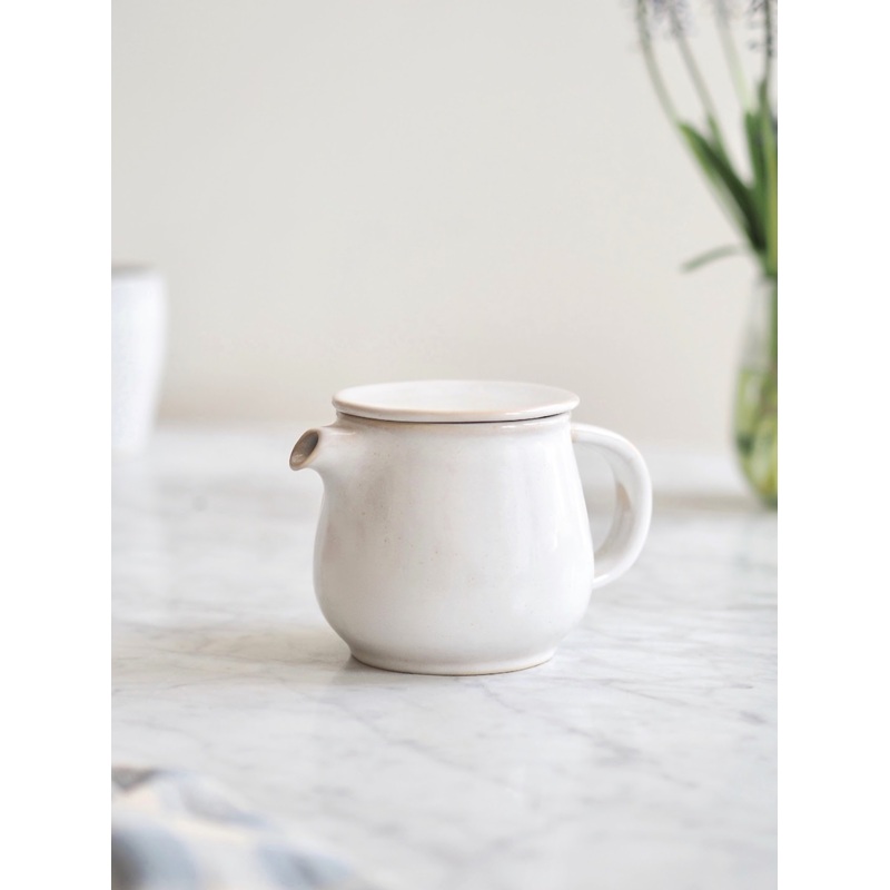 Roda Branca Teapot w/ Infuser