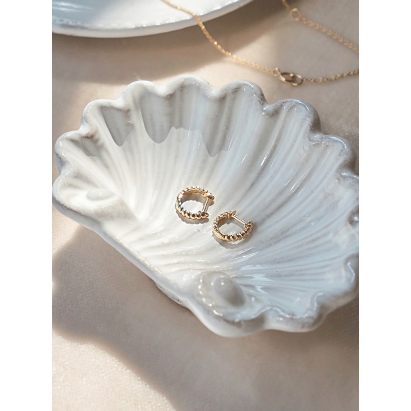 Petite Twist Huggies | 14K Gold