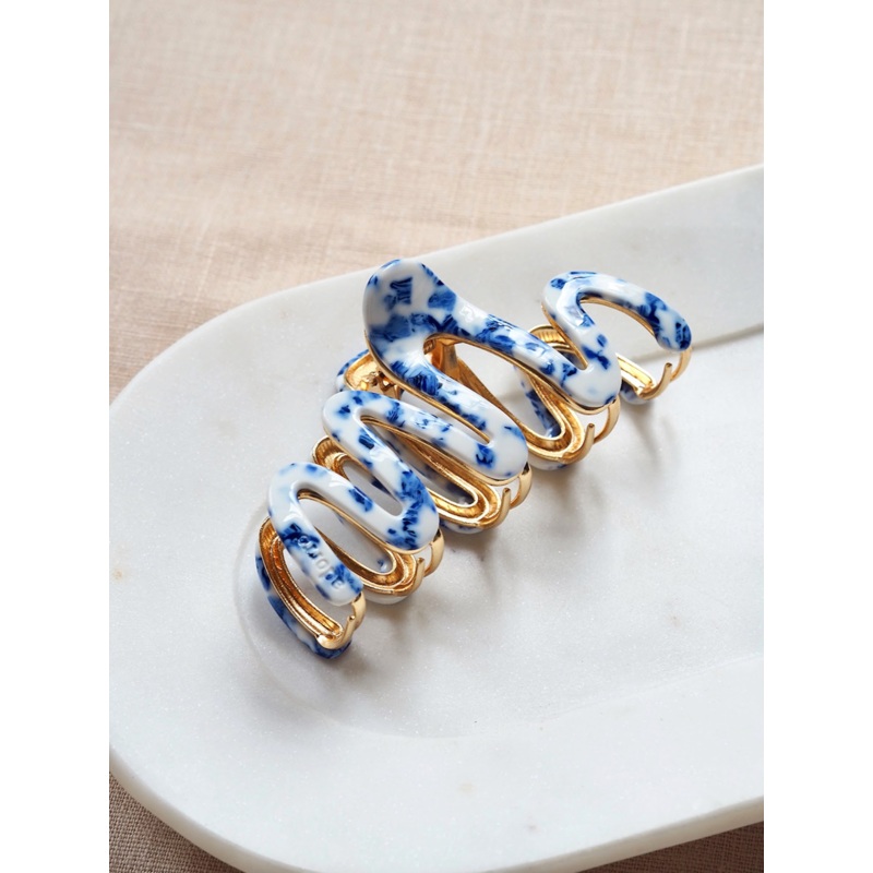 Willow Coastal Marbled Blue Claw Clip