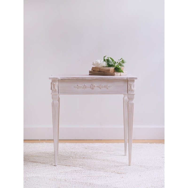 Zinnia Side Table