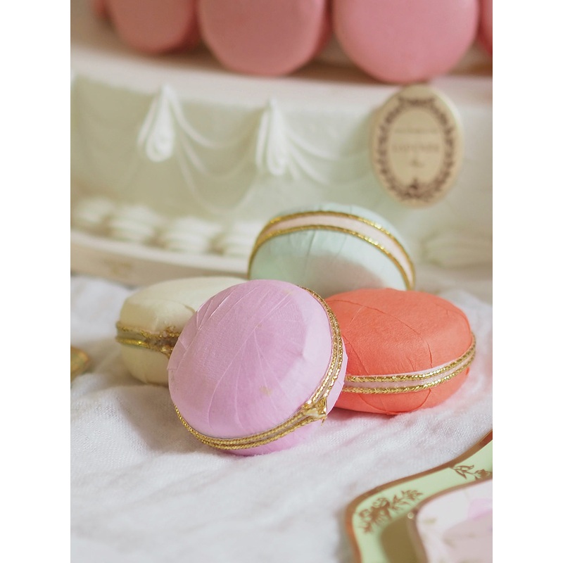 Ladure Paris Macaron Surprise Balls