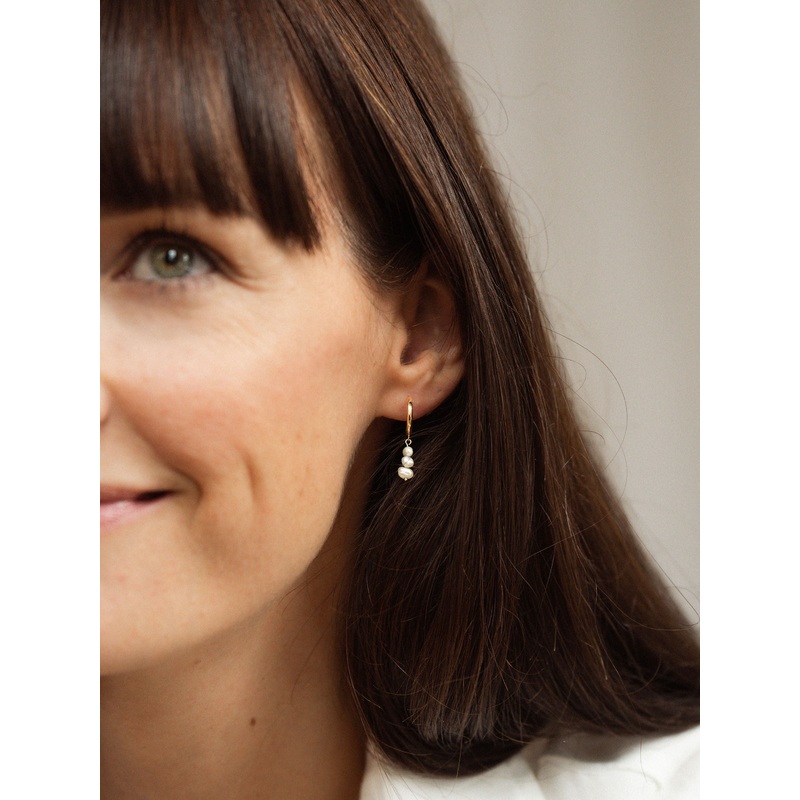 Pearl Sway Hoops | 14K Gold