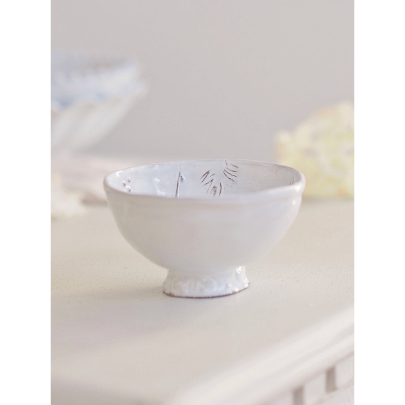 Robinson Small Bowl w Flowers Inside