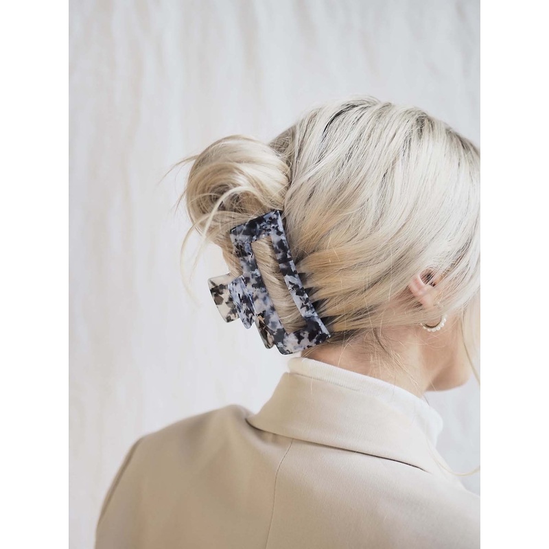 Black Marble Claw Clip Jumbo