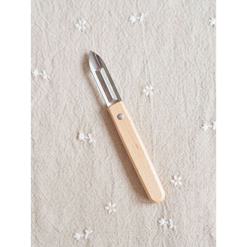 Natural Beech Wood Peeler