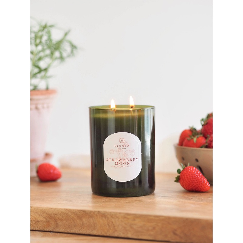 Strawberry Moon 2 Wick Candle