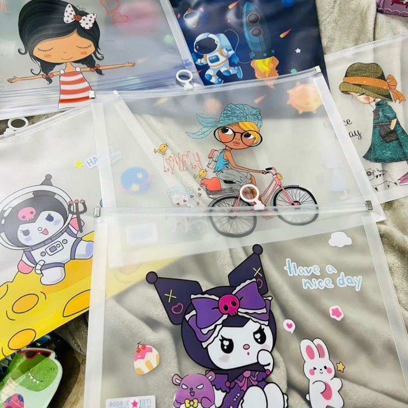 Cartoon Printed Big Size Transparent Zipper Pouch