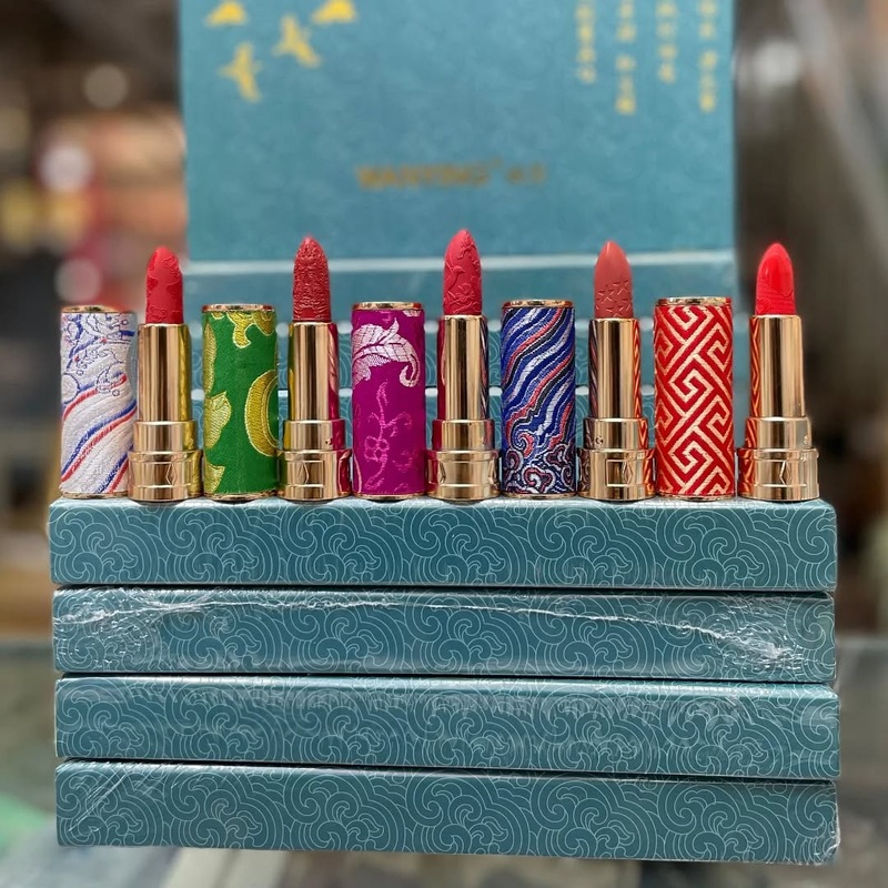 Luxury Carved Lipsticks Set