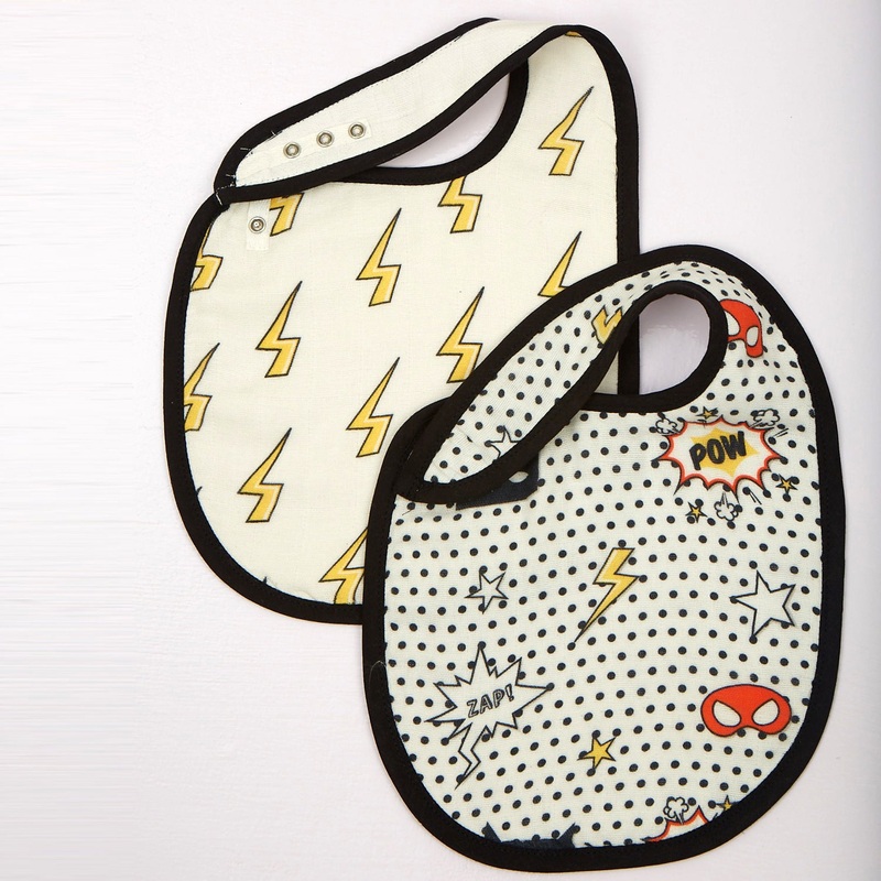 Superhero Organic Classic Bib Set