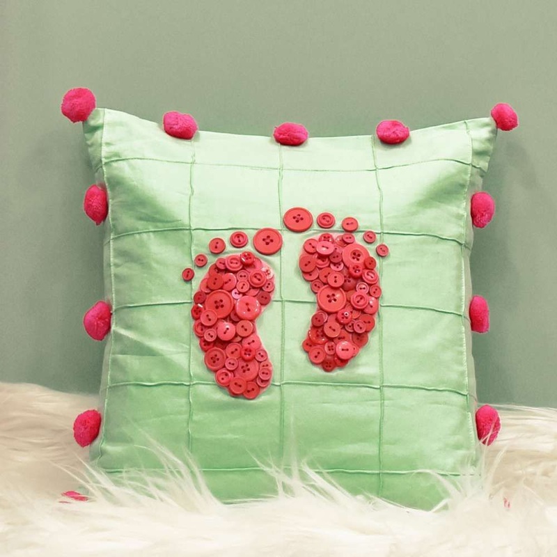 Happy Feet Button Cushion – Fuscia Pink Buttons On Pista Green Base