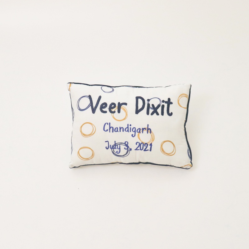 Doodle Circles – Birth Stats Pillow
