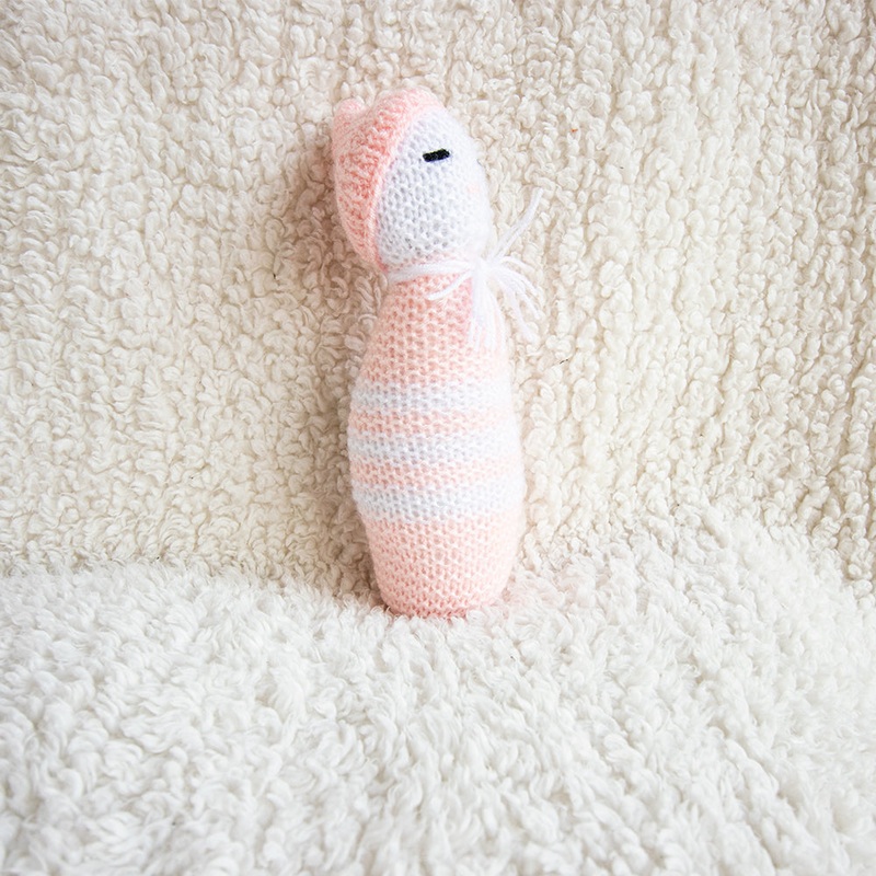 Sleepy Head Sensory Rattle – Peach