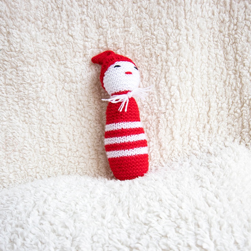 Sleepy Head Sensory Rattle – Red