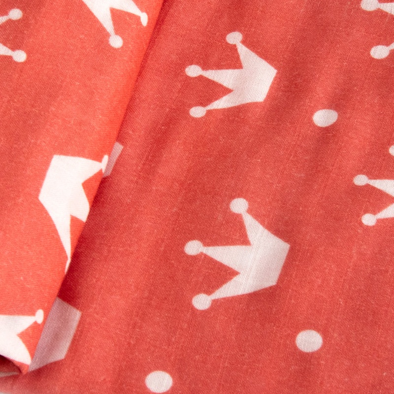 Crowns – Organic Luxury Swaddle