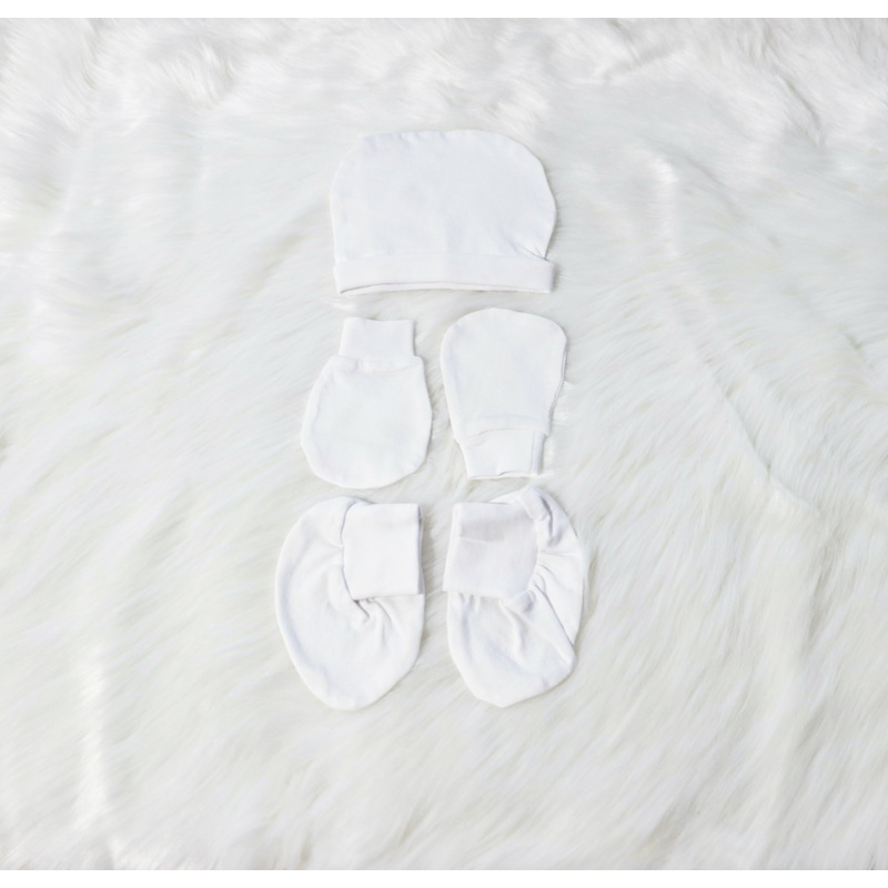 Basic Whites – Cotton Cap, Mittens & Booties Set