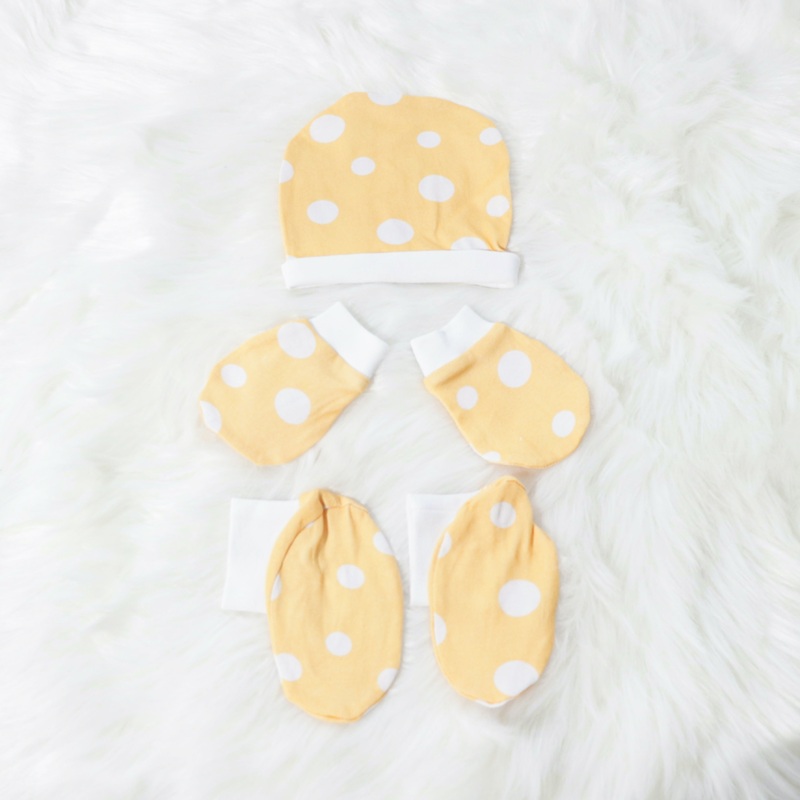 Cute Polka – Cotton Cap, Mittens & Booties Set