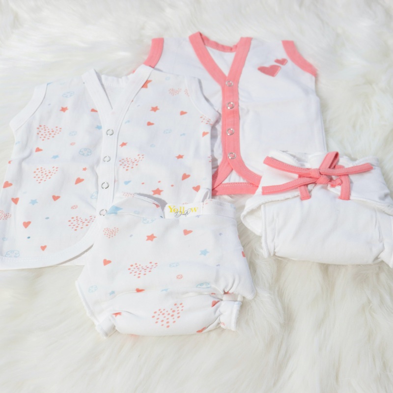 Fairy Dust – Everyday Essentials Nappy & Vest (Set of 4)