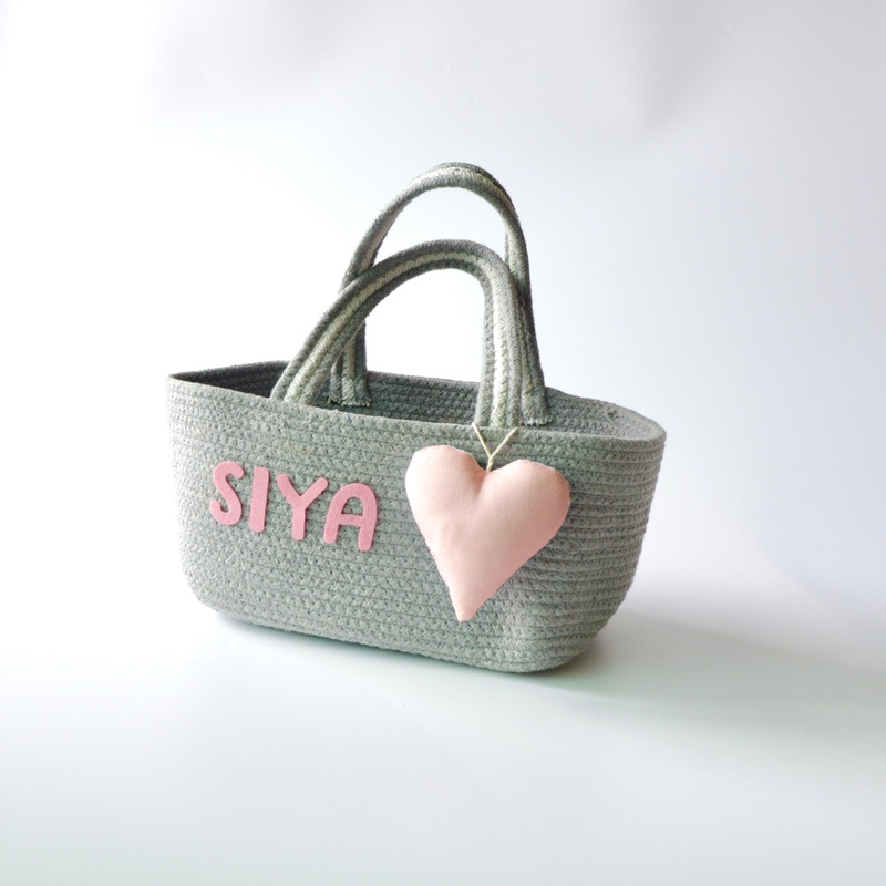 Multipurpose Storage & Gift Basket – Grey (Pink Heart)