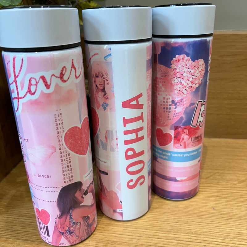 Personalised Stainless Steel Bottle with LED Temperature – Taylor Swift, 1 bottle