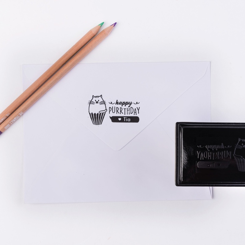 Stamp your Name – Curious Cat