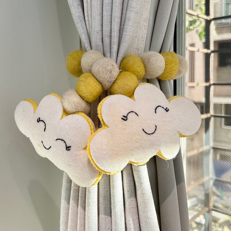 Curtain Tie – Smiling Cloud